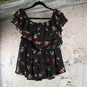 Pink Owl Black Floral Blouse and shorts size medium   A25